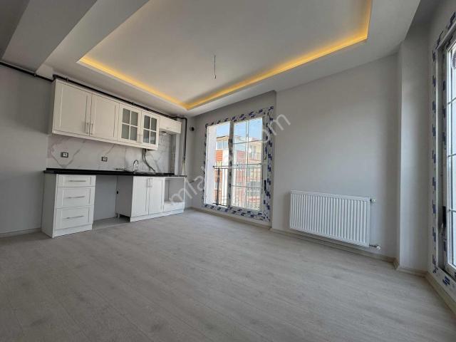 Buca Y.bağlar Mah. 2+1 Asansörlü D.gazlı Sıfır Dublex Daire