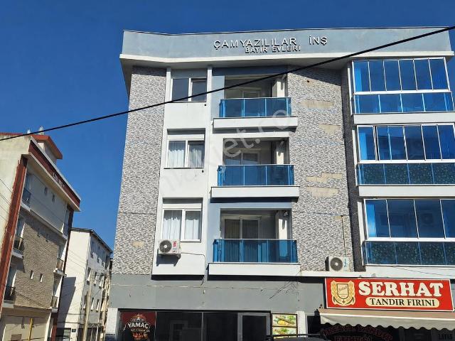 Buca Yıldız Mah.7 Yaşında Satılık 2+1 Daıre