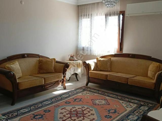Buca Yıldız Mahallesi Hünerkent Sitesi Eşyalı, Çift Cepheli, Manzaralı 3+1 Kiralık Daire