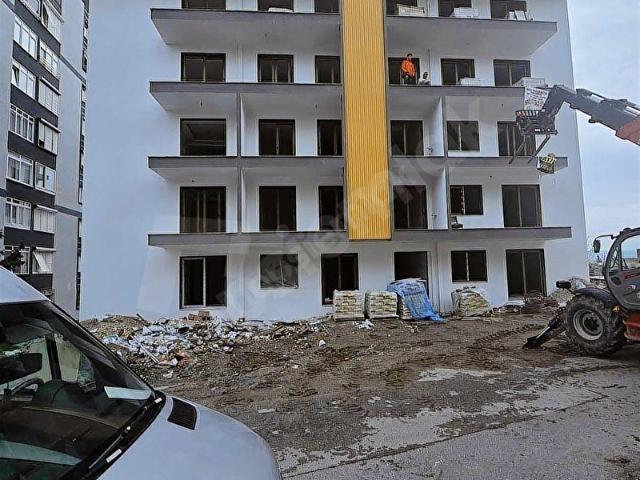 Buca Yaylacık Mah. Yaz Sonu Teslim 1+1 Asansörlü Sıfır Ara Kat