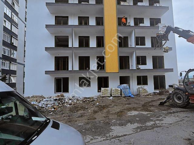 Buca Yaylacık Mah. Yaz Sonu Teslim 1+1 Asansörlü Sıfır Ara Kat