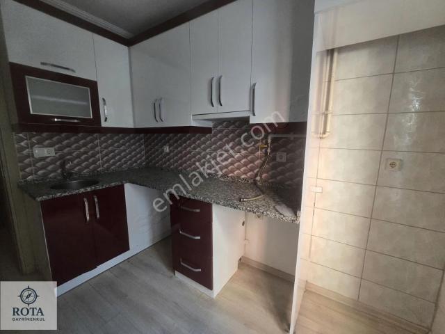 Buca Yeşilbağlar'da Kiralık 3+1 Daire