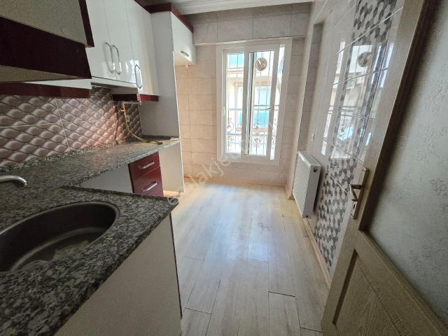 Buca Yeşilbağlar'da Kiralık 3+1 Daire