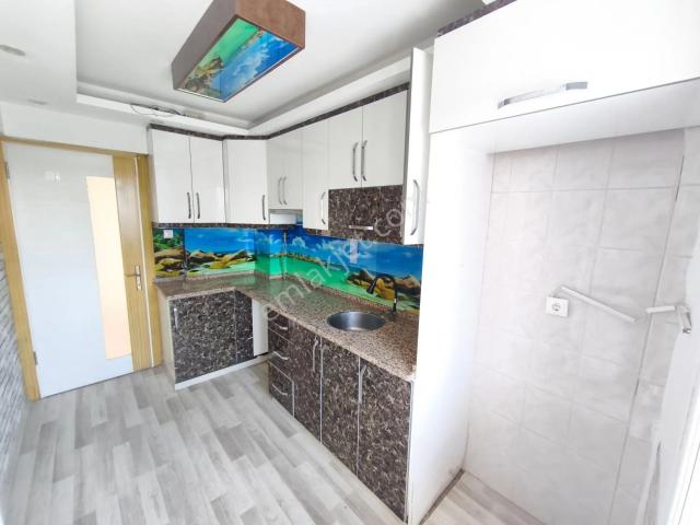 Buca Yeni Yapılan Metro İstasyonuna Yakın Satılık 3+1 Daire