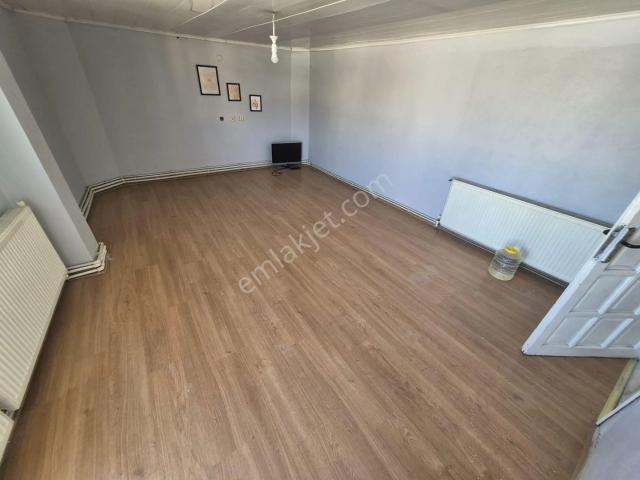 Buca Yenigün 2+1 Teraslı Kiralık Daire
