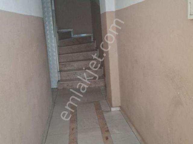 Buca Yenigün Mahallesinde Eşyalı 2+1 Kapalı Mutfak Kiralık Daire