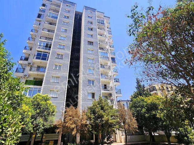 Buca Yenigün'de Site İçerisinde 135 M² Ferah 3+1 Satılık Daire