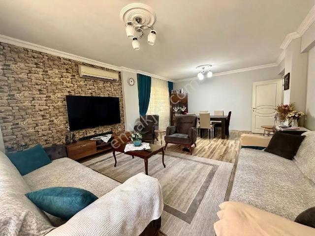Buca Yiğitler Mah,satılık 3+1,110 M² Net,20 M² Müstakil Bahçe