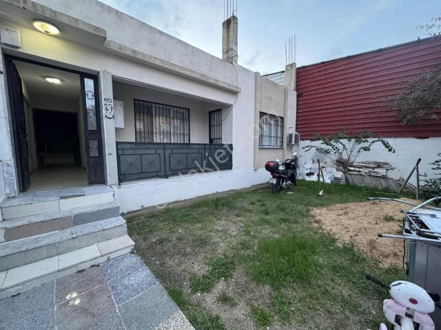 Buca Zafer Mah. Uldurluk Mevkinde Satılık 219 M2. Müstakil Ev