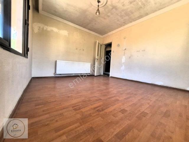 Buca 2+1 Kapalı Mutfak Doğalgazlı Kiralık Daire
