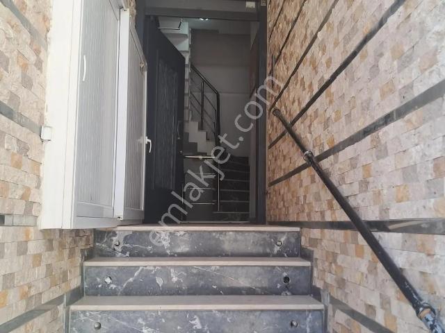 Bucada Hastahanelere Okullara Yakın Yeni 2+1 Full Eşyalı Doğalg