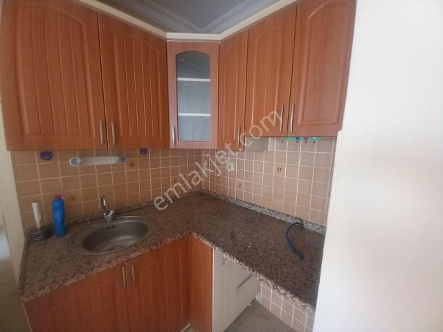 Bucamax Gayrimenkul'den Buca Üçkuyular 'da 2+1 75m² Klimalı