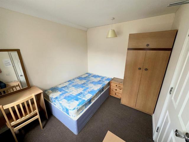 Buchan Close, Uxbridge UB8, 4 bed shared accommodation to rent, £2,328 pcm | PrimeLocation