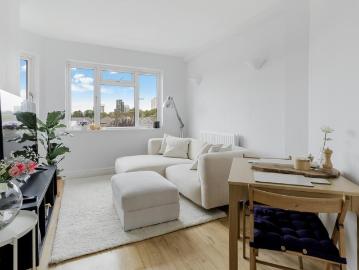Buchanan House, SW18 1 bed flat to rent £2,400 pcm £554 pw