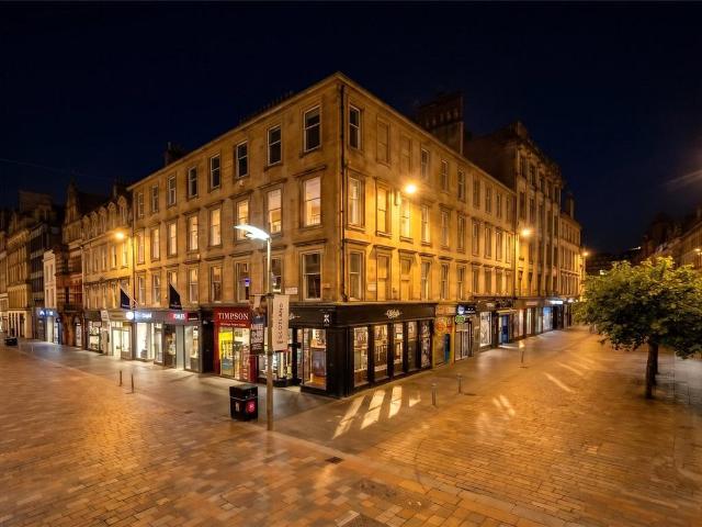 Buchanan Street, Glasgow, G1 2 bed apartment to rent £1,750 pcm £404 pw