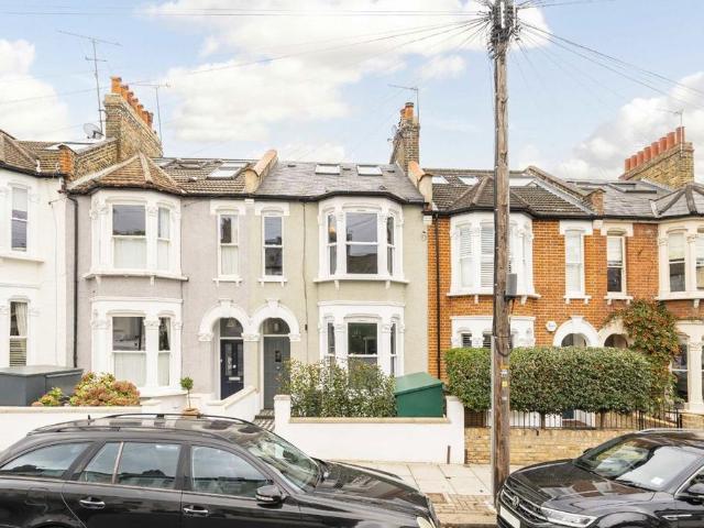 Bucharest Road, London SW18 5 bed terraced house to rent £5,500 pcm £1,269 pw