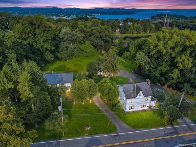 Buckberg Rd, Tomkins Cove, Home For Sale