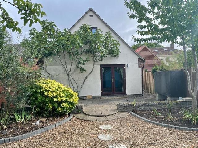 Buckenham Road, Foundry Corner, Attleborough NR17, 3 bed flat to rent, £1,550 pcm | PrimeLocation