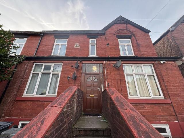 Buckhurst Road, Manchester, M19 1 bed house to rent £875 pcm £202 pw