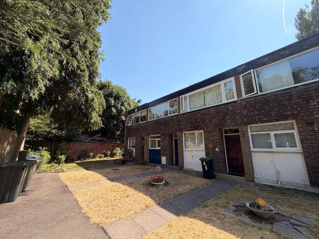 Buckingham Mews, Sutton Coldfield B73, 2 bed property to rent, £1,100 pcm | PrimeLocation