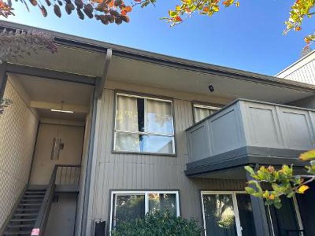 Buckingham Dr Unit 25