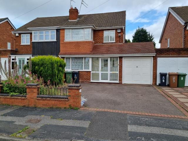 Buckingham Drive, Willenhall WV12, 3 bed semi detached house to rent, £1,250 pcm | PrimeLocation
