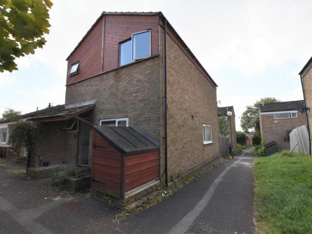 Buckingham Gate, Eaglestone 3 bed terraced house to rent £1,450 pcm £335 pw