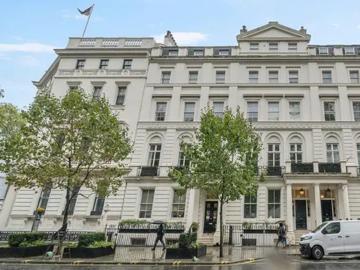Buckingham Gate, London, SW1E 6JP, United Kingdom | 3 bed apartment for rent #111876319 | Rentberry