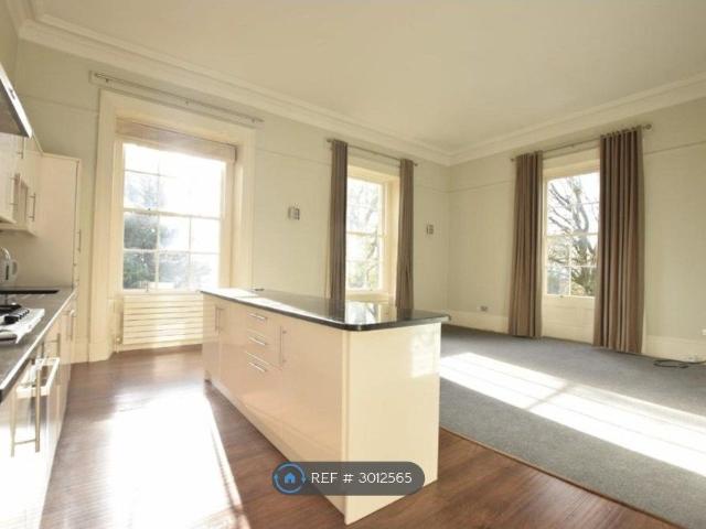 Buckingham House, Leeds LS6, 2 bed flat to rent, £1,300 pcm | PrimeLocation