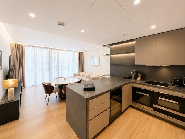 Buckingham Palace Road, London SW1W, 2 bed flat to rent, £6,500 pcm | PrimeLocation