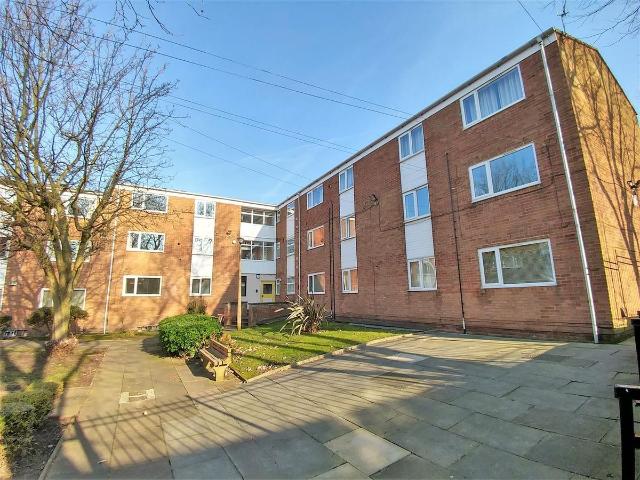 Buckingham Place Apartments L5, 1 bed flat to rent, £675 pcm | PrimeLocation