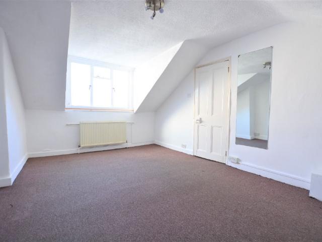 Buckingham Road, Brighton BN1, 2 bed penthouse to rent, £1,600 pcm | PrimeLocation