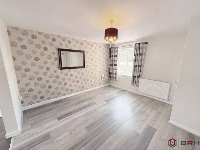 Buckingham Road, Doncaster, DN12