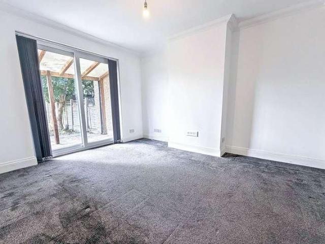 Buckingham Road, Edgware, HA8