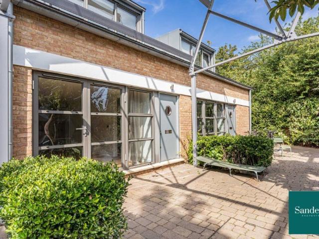 Buckingham Road, Hackney, London N1, 2 bed property to rent, £4,000 pcm | PrimeLocation