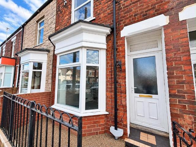 Buckingham Street, East Riding of. 2 bed terraced house to rent £650 pcm £150 pw