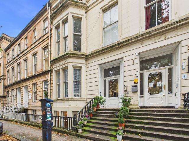 Buckingham Terrace, Glasgow G12, Studio to rent, £1,050 pcm | PrimeLocation