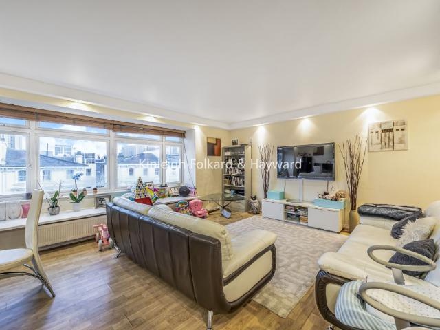 Buckland Crescent, Belsize Park, London NW3, 2 bed flat to rent, £3,000 pcm | PrimeLocation