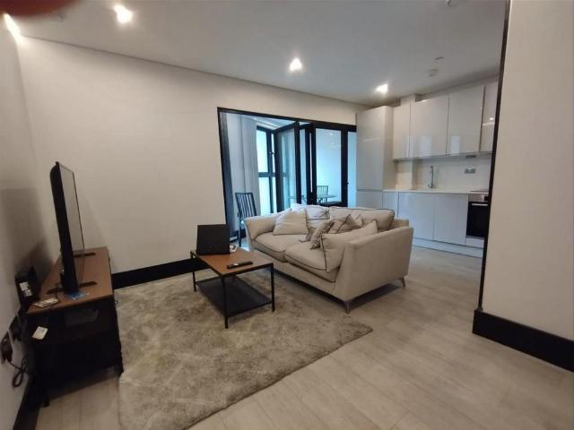 Buckle Street, London 2 bed flat to rent £3,640 pcm £840 pw