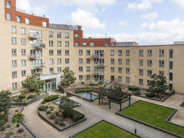 Buckler Court, Eden Grove, Holloway. 2 bed flat to rent £2,700 pcm £623 pw