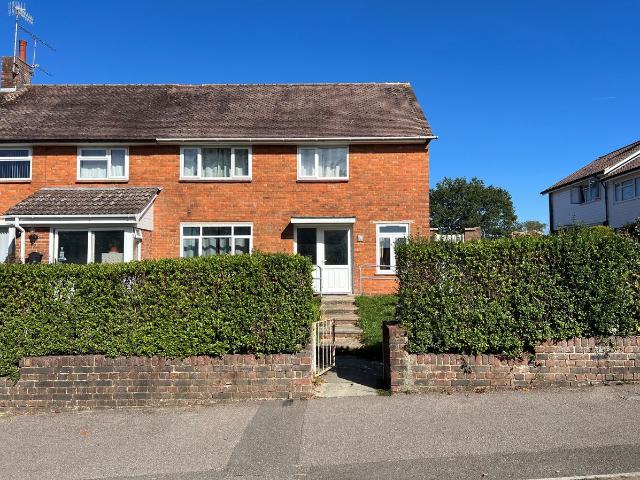Buckswood Drive, Crawley RH11, 6 bed property to rent, £3,250 pcm | PrimeLocation
