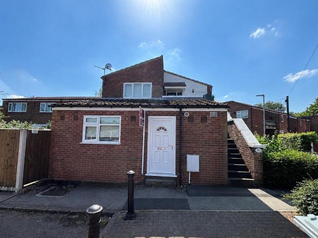 Budworth Walk, Wilmslow SK9, 1 bed flat to rent, £995 pcm | PrimeLocation