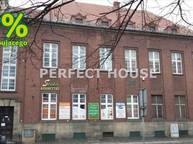 Budynek biurowy 880 m² w zabytkowej części Świebodzic