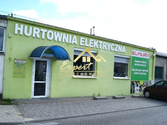 Budynek usługowy 235 m2 z zapleczem i dostępem do dróg