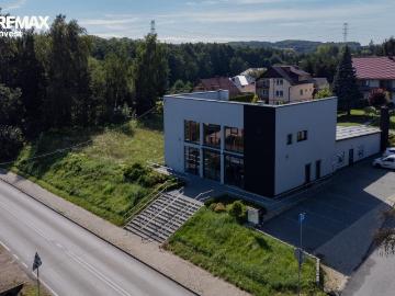 Budynek usługowy 436 m2 z apartamentami, inwestycja