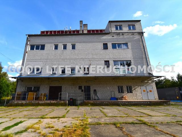 Budynek 1173 m² z zapleczem 40 arów polecam
