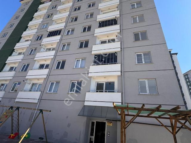Budamış Mahallesi'nde Amerikan Mutfaklı Kiralık 2+1 Daire