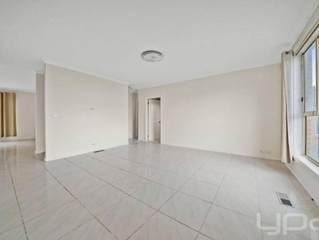 Budget Friendly Gem in Roxburgh Park