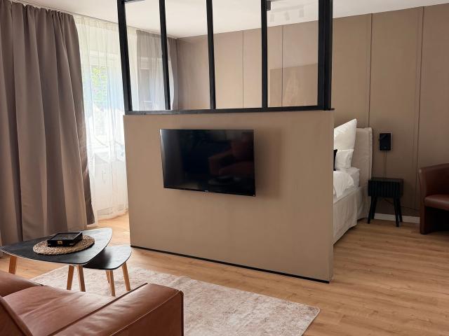 Budget Home | Stylish Apartment near Cologne, Hurth Amsterdam Apartments for Rent