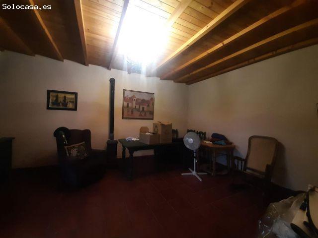 Buena casa de campo en con 5 hectáreas de terreno en Torreorgaz
